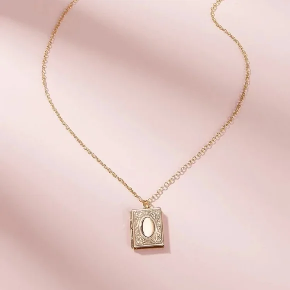 *Kitty* Book Locket Pendant Necklace - Picture 3 of 3